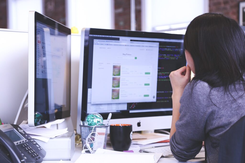 startup, business, people-849804.jpg